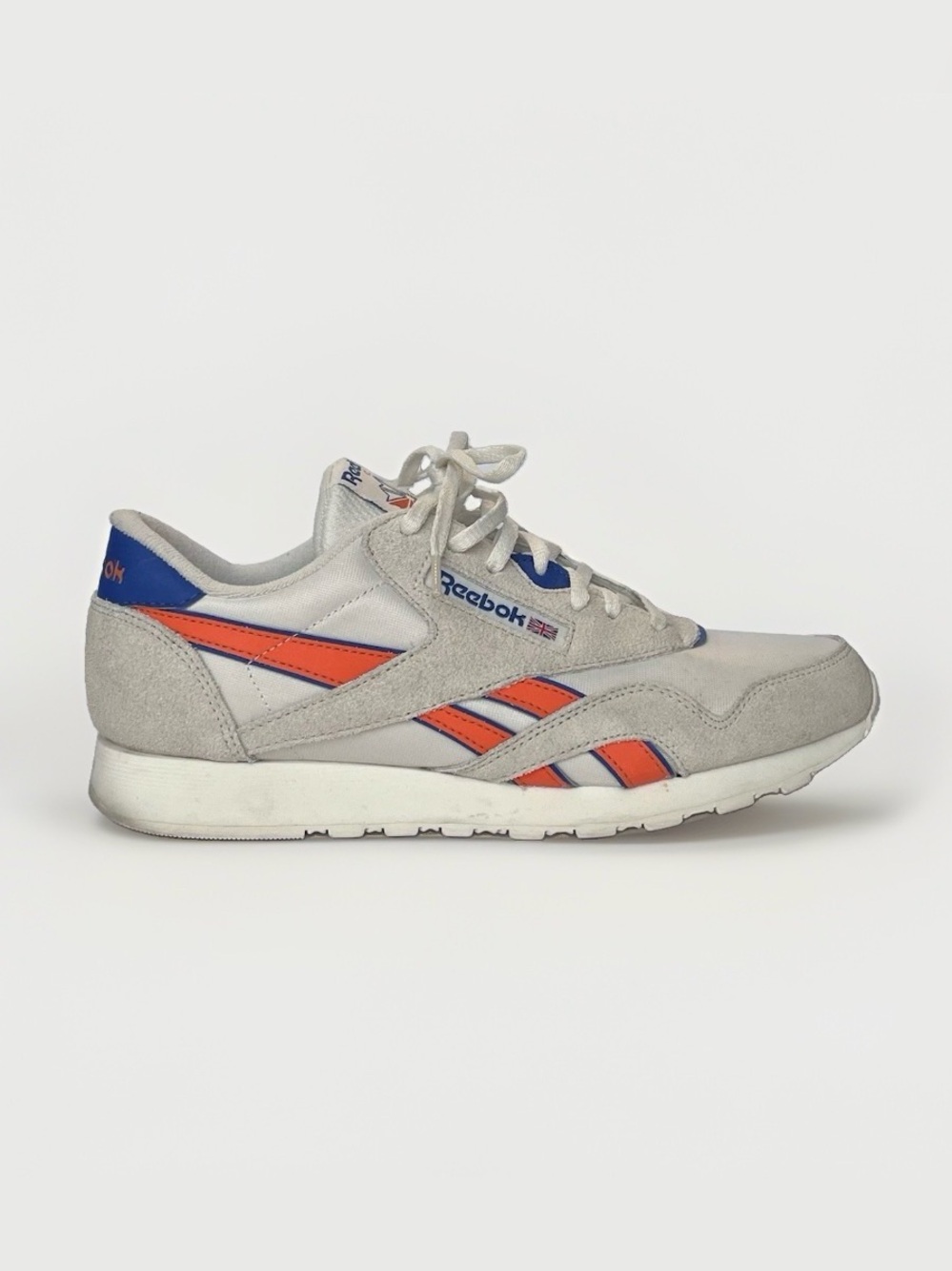 REEBOK Men’s Classic Nylon Retro Sneaker White Grey Orange Blue Size 9 - Picture 2 of 7